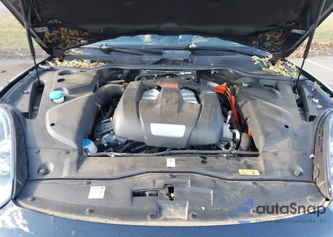 2018 Porsche Cayenne E-Hybrid S from USA, damaged, VIN WP1AE2A29JLA71939